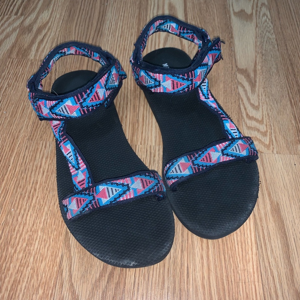 Mossimo Supply Co. Sandals (Aztec Print)
